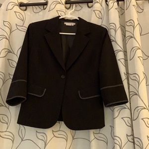 Size 8, To the Max- black trimmed blazer.